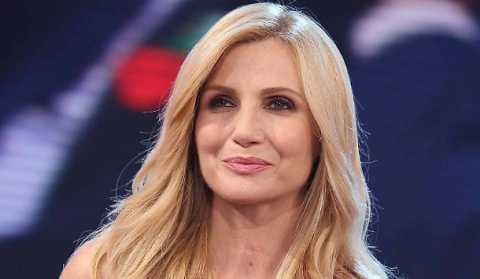 Bari, Lorella Cuccarini ospite della libreria Laterza